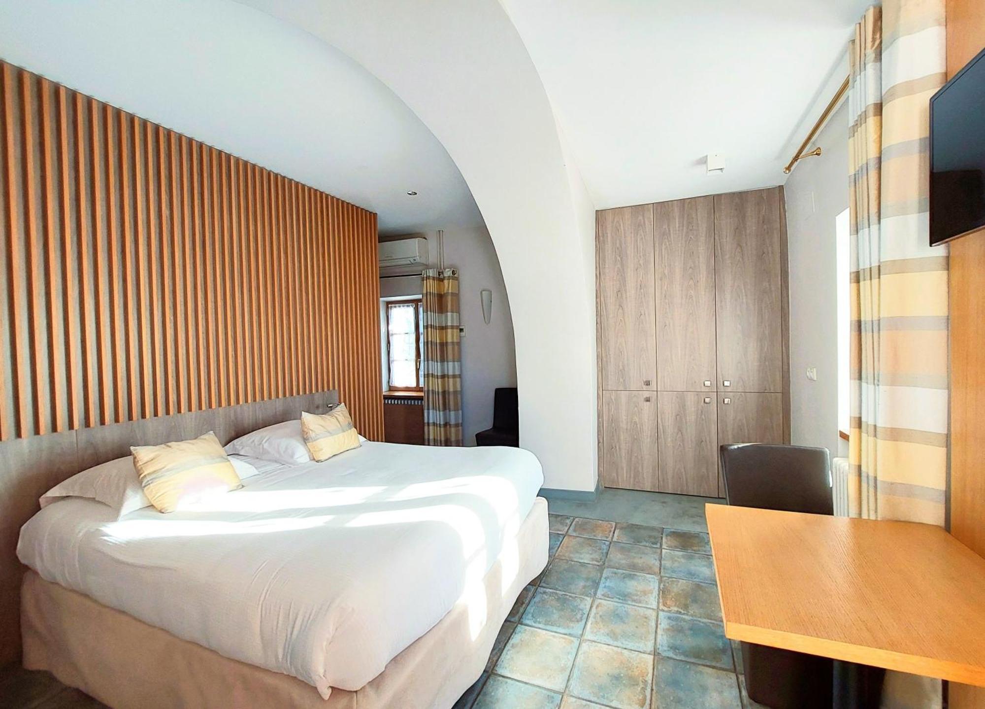 Chandolas Logis Auberge Les Murets Hotel Restaurant Spa מראה חיצוני תמונה
